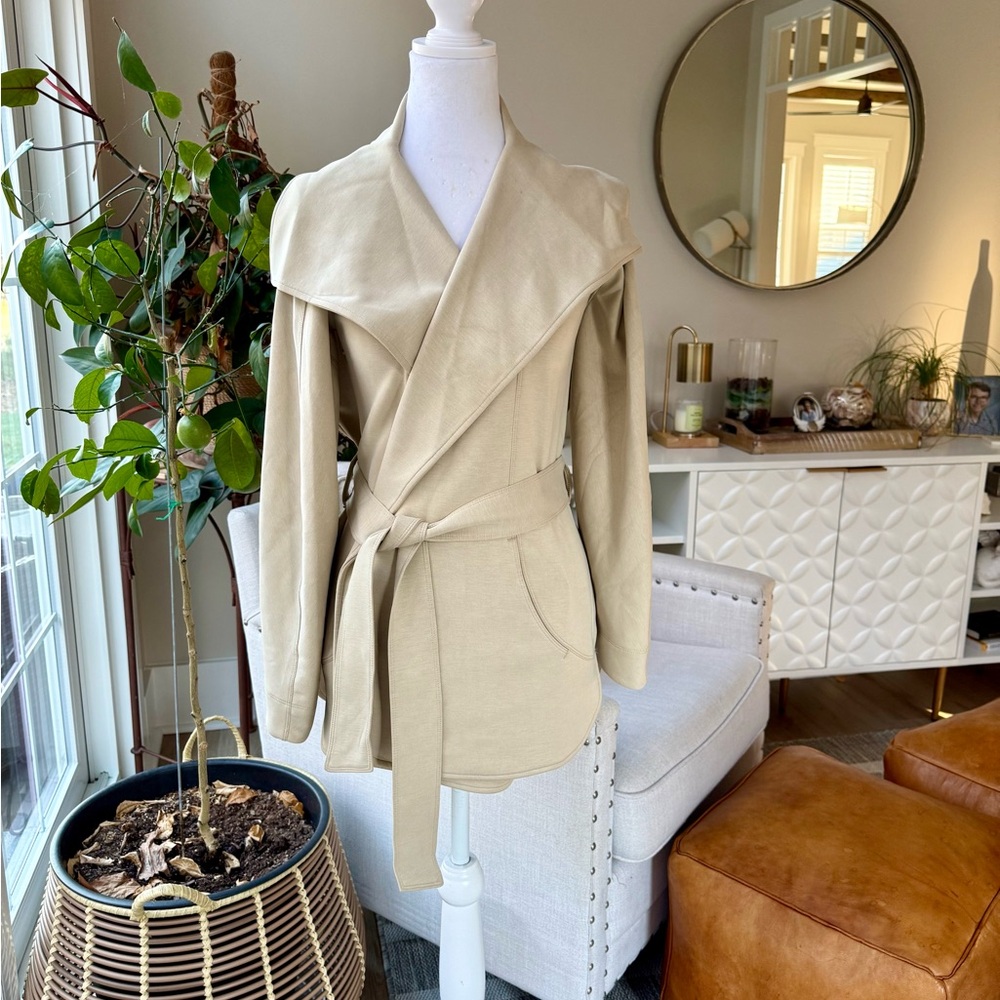 Lululemon Athletica Beige Wrap Jacket